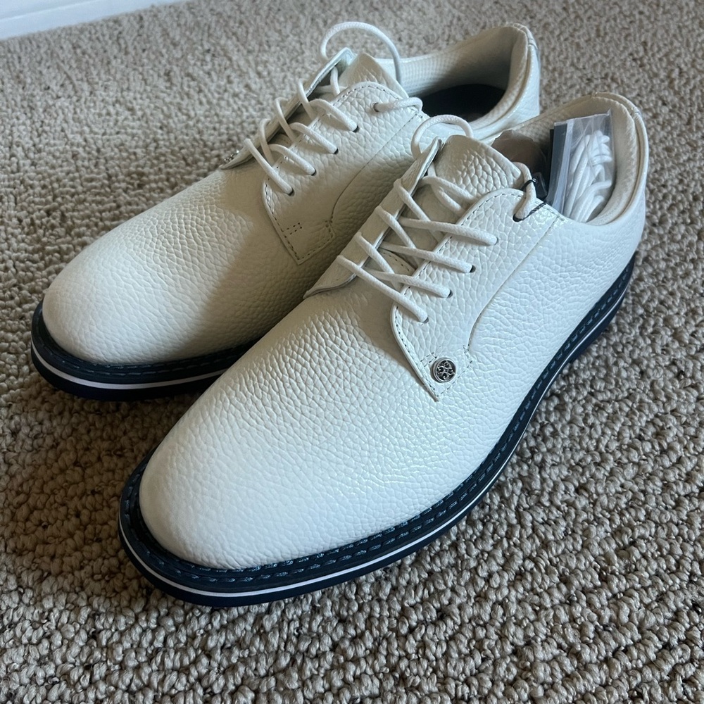 G/FORE GALLIVANTER PEBBLE LEATHER